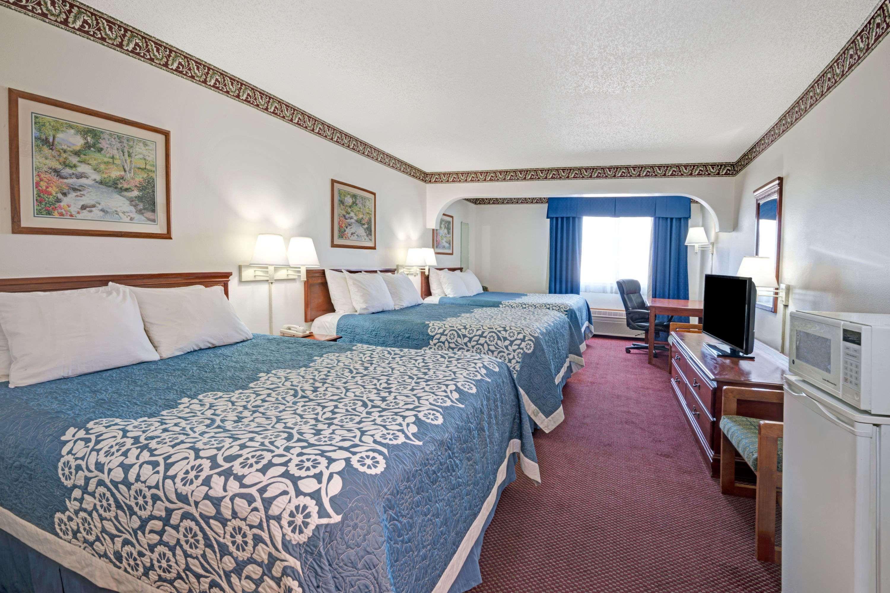 Days Inn By Wyndham Laramie Exteriér fotografie
