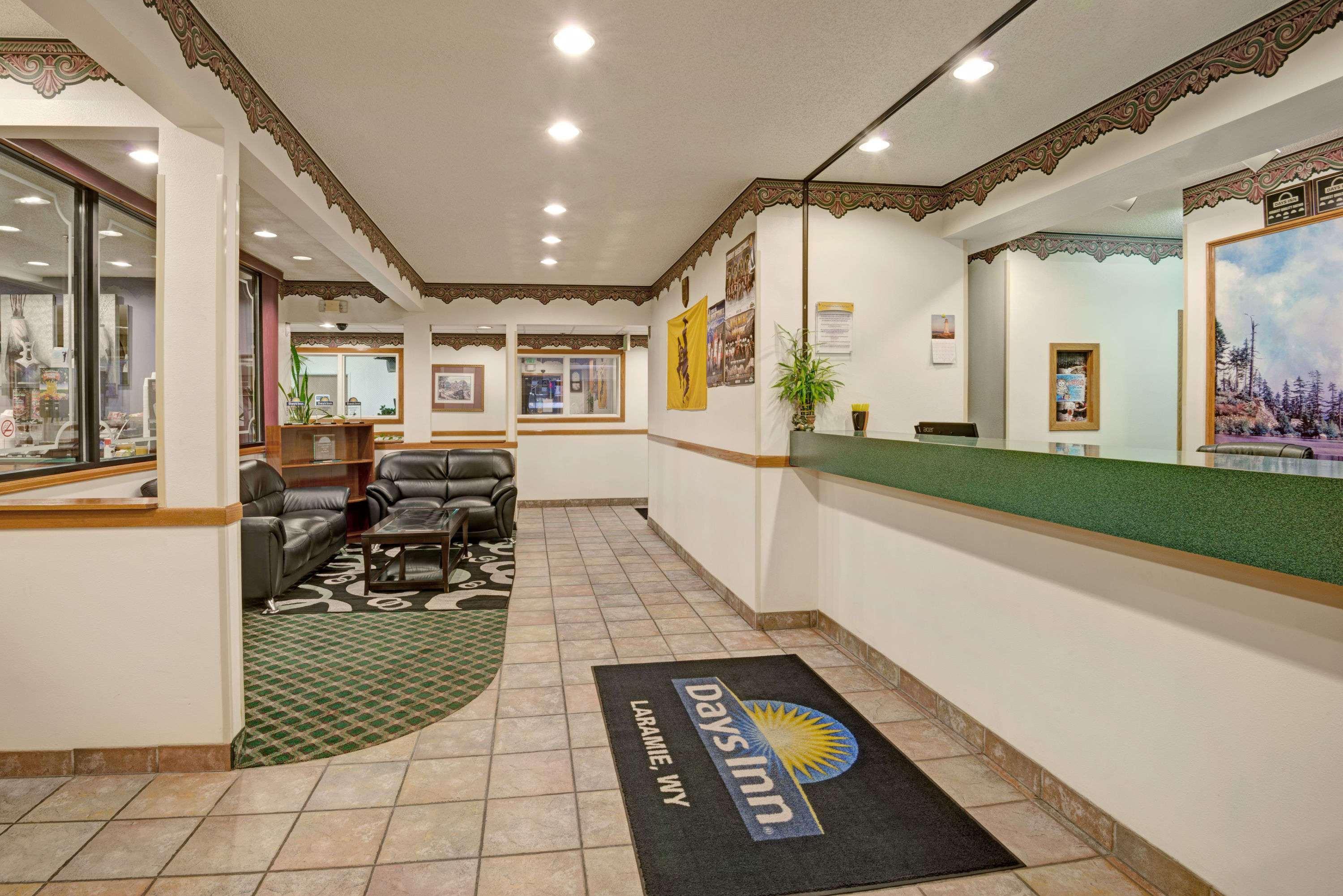 Days Inn By Wyndham Laramie Exteriér fotografie